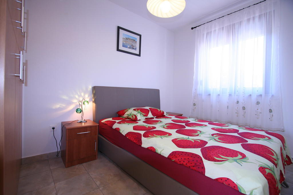 Villa Roze Čižići Rum bild
