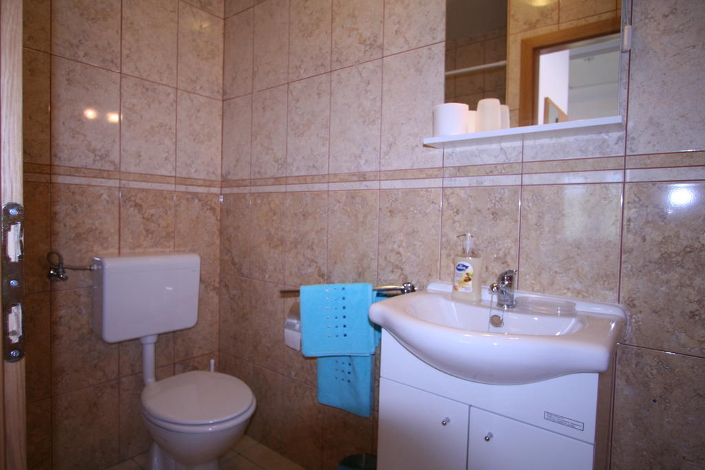 Villa Roze Čižići Rum bild