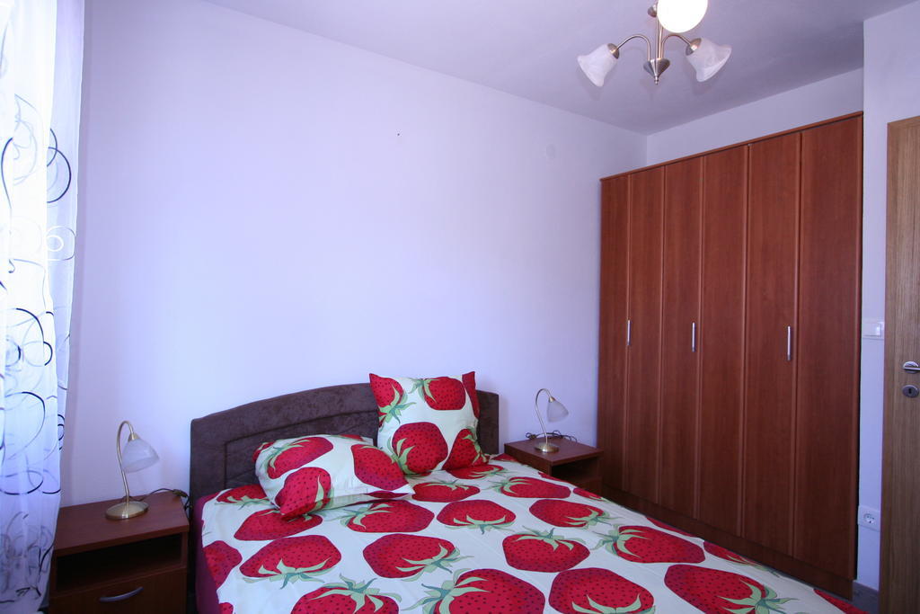 Villa Roze Čižići Rum bild